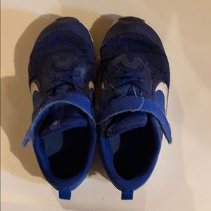 Nike blue shoes